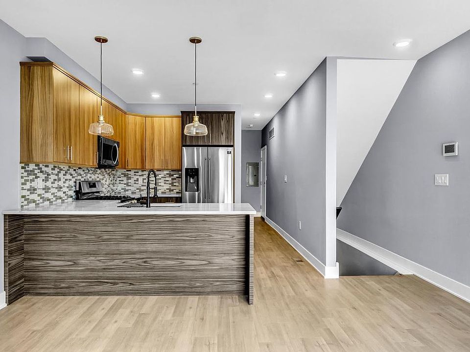 1st image of 2434 N Hancock St #1