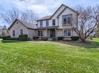 1050 Granville Ave, Itasca, IL 60143