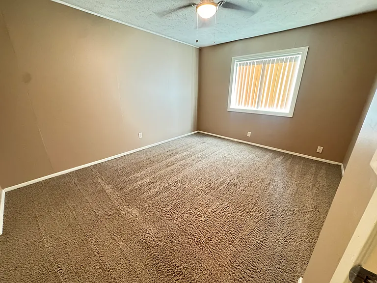 4403 S 27th St #6 — Photo 14