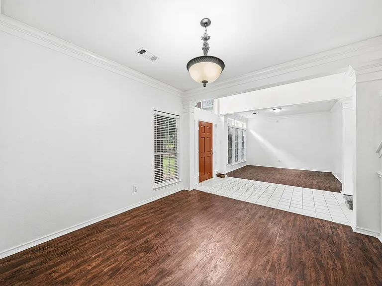 4323 Ringrose Dr — Photo 9