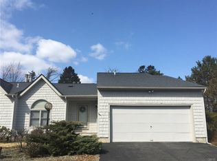 6201 The Hamlet, Jamesville, NY 13078