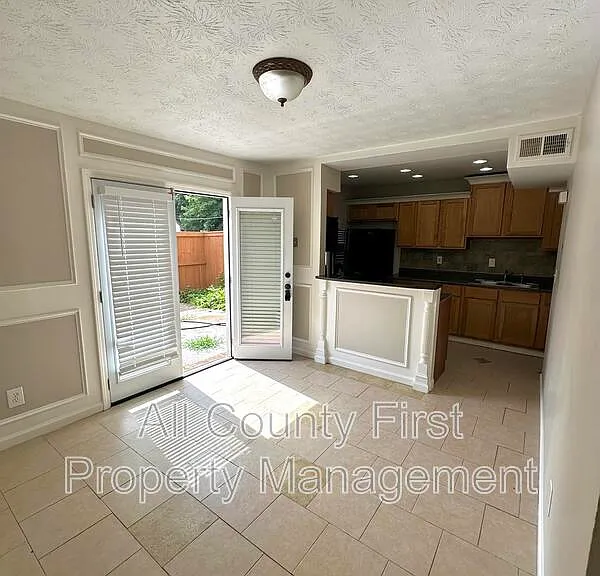 3162 Citrus Ct — Photo 5