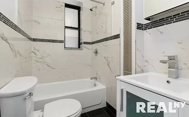 Rented by REAL New York | media 7