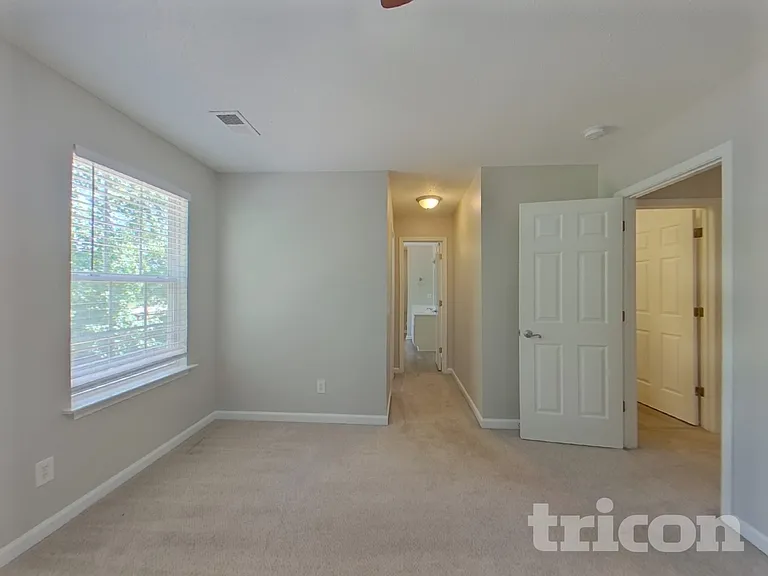 13 Coral Ct — Photo 6