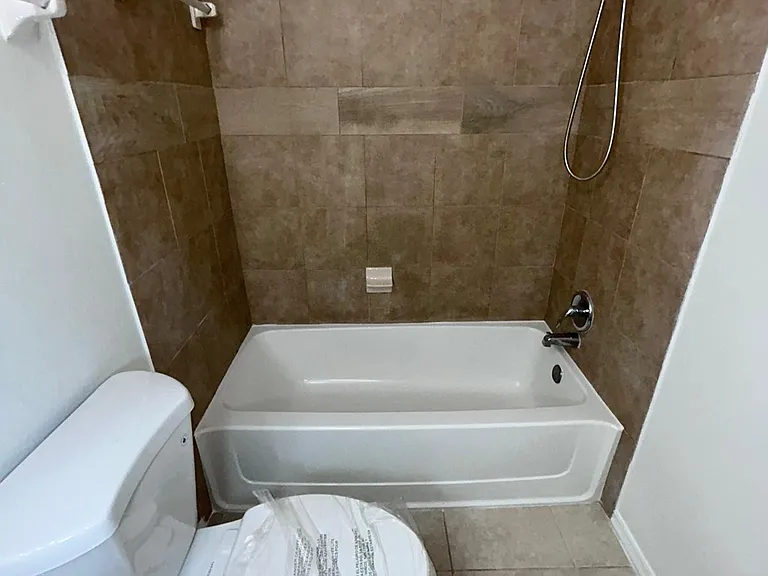 2493 SE Richmond St — Photo 18