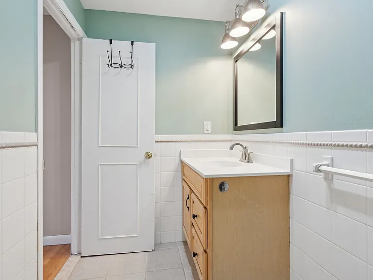 12 Woodman Way #19 — Photo 32