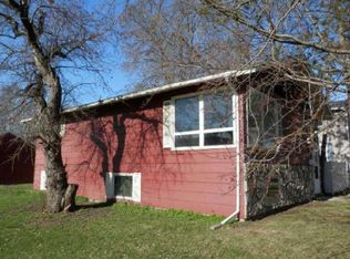 1408 11th St S, Virginia, MN 55792