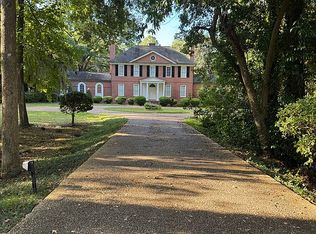 321 11th Ave SW, Moultrie, GA 31768