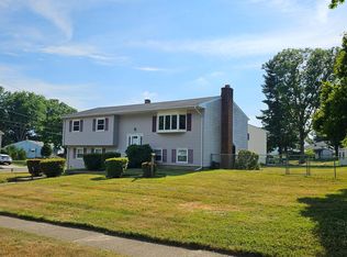 54 Rockland Rd, Ewing, NJ 08638