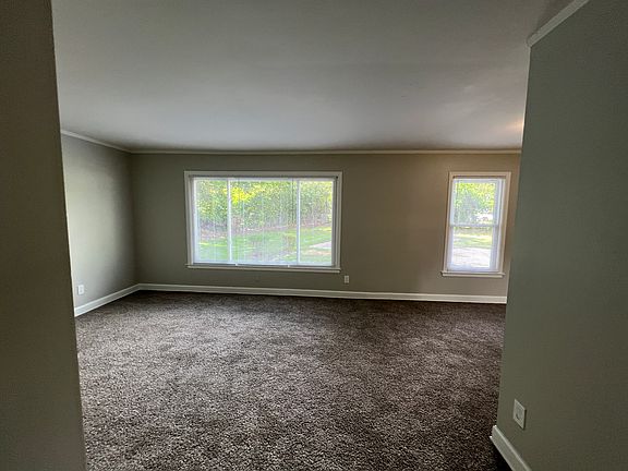 4th image of 420 Bonita Dr