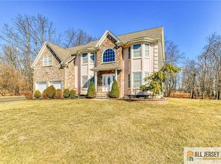 47 Mount Dr, North Brunswick, NJ 08902
