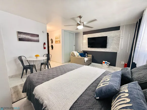 63 Calle Kings Ct #5F, San Juan, PR 00911