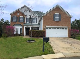 5911 Bonnybridge Ct, Charlotte, NC 28278