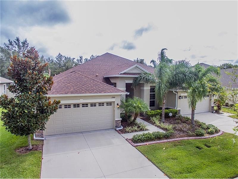 1st image of 2940 Devonoak Blvd