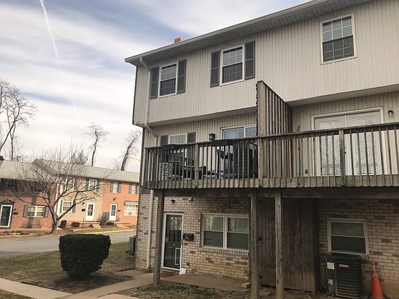 2nd image of 80 Shetland Cir #80