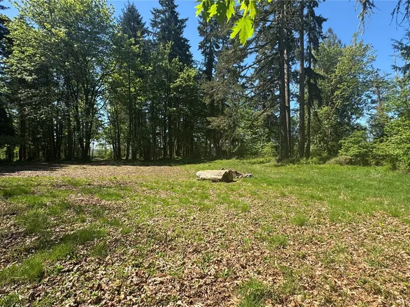 12820 SW Bank Rd, Vashon, WA 98070