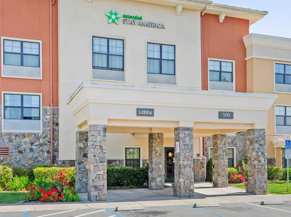 Santa Rosa - North, 100 Fountain Grove Pkwy, Santa Rosa, CA 95403