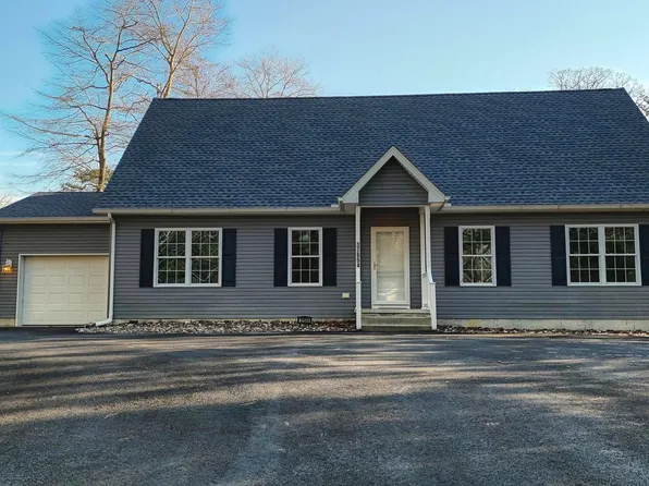 37654 Hickory St, Ocean View, DE 19970