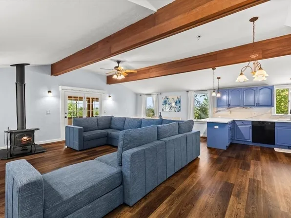 64 Richards Ave, Sharon, MA 02067