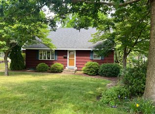 40 Christine Dr, East Hartford, CT 06108
