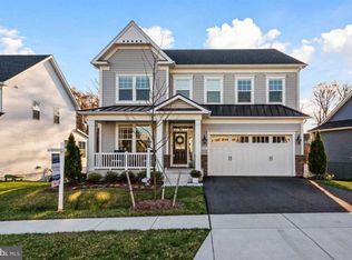 8239 Powers Dr, Millersville, MD