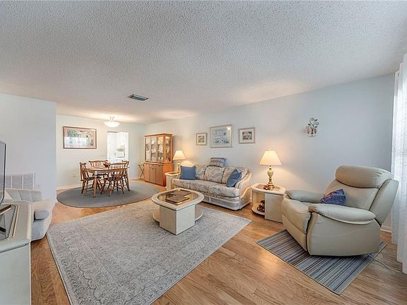 4th image of 2850 59th St S APT 405