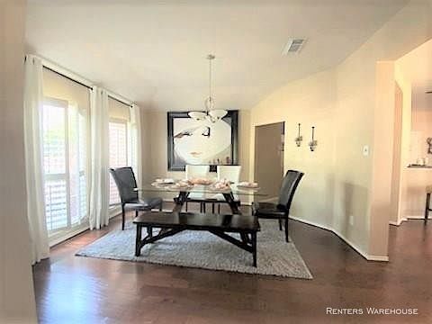 4th image of 2902 Fountain Brook Ct