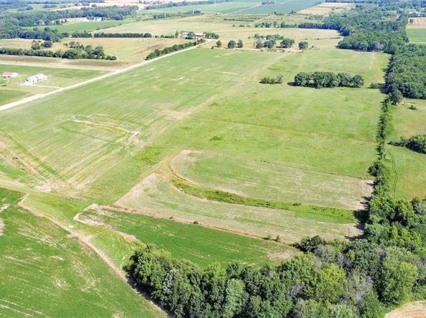 10 Garrett Rd, High Hill, MO 63350