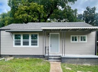 2105 Robbins St, Chattanooga, TN 37404