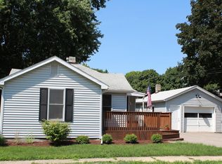 109 Park St, Yorkville, IL 60560