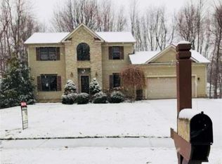 5512 Wixford Ln, Mentor, OH 44060
