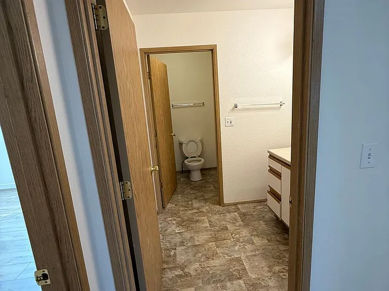 5388 N Hills Dr — Photo 11