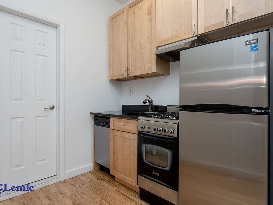 1st image of 305 E 78th St APT 2RE