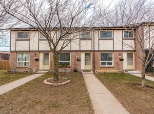 25 Linfield Dr #28, Saint Catharines, ON L2N5T7