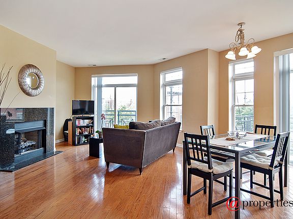 Living Room / Dining Room