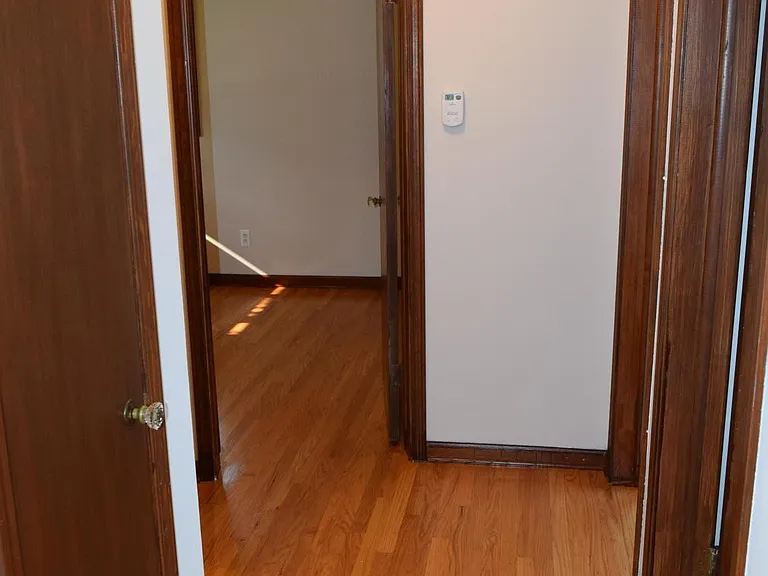 2459 Medford St — Photo 30