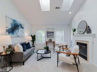 7033 Lafayette Park Dr #55, Annandale, VA 22003