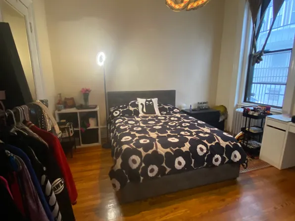 310 N 33rd St APT 1F, Philadelphia, PA 19104
