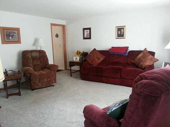 5th image of 310 Wisteria Way