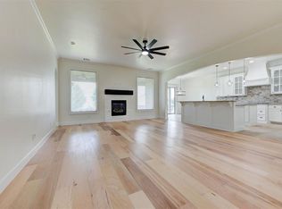3530 Rivers Edge Ct, Newcastle, OK 73065