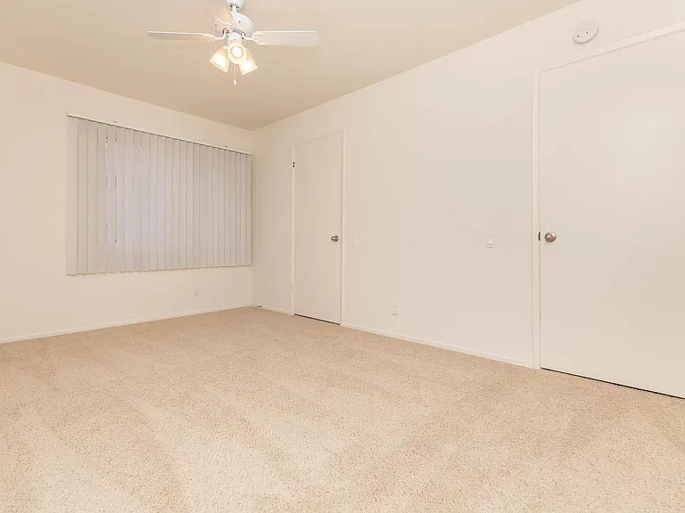 Highland Creek Apartment Homes — Photo 27