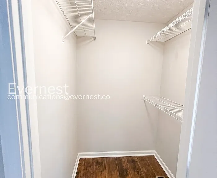 636 Laramie Dr — Photo 21