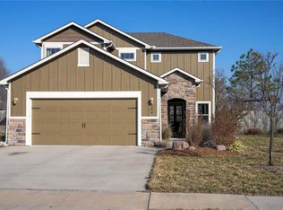 204 Kaw Ct, Lawrence, KS 66044