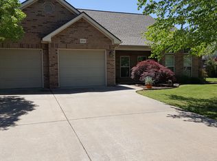 1004 Hunter Rdg, Siloam Springs, AR 72761