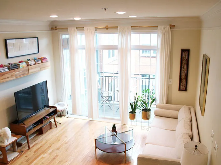 1451 Belmont St NW #323 — Photo 9