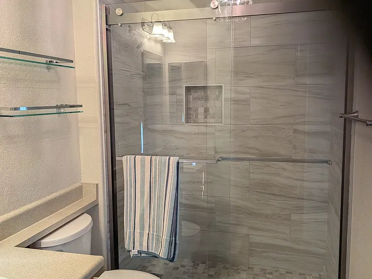 5201 Laguna Oaks Dr #191 — Photo 4