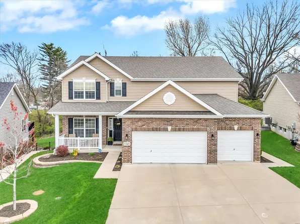 5345 Mondavi Dr, Saint Louis, MO 63129