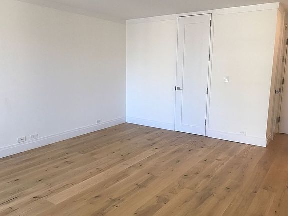 4th image of 201 E 86th St APT 6A