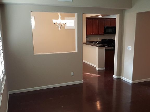 5th image of 3813 Artadi Dr