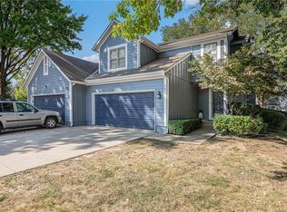 9024 W 121st Ter, Overland Park, KS 66213